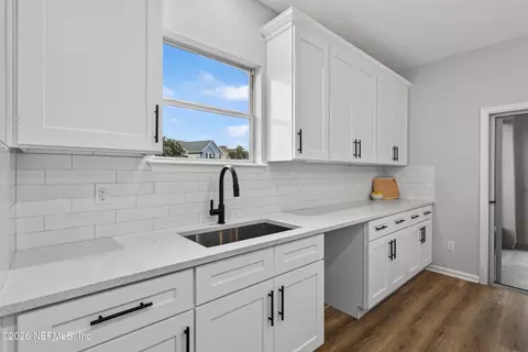 Kitchen - 100 Nonami Ct, Saint Augustine, FL 32092 photo 4 of 8