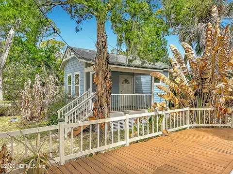 Exterior - 18 Solano Ave, Saint Augustine, FL 32080 photo 10 of 15
