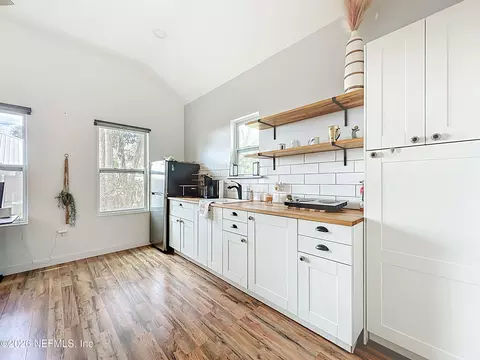 Kitchen - 18 Solano Ave, Saint Augustine, FL 32080 photo 8 of 9