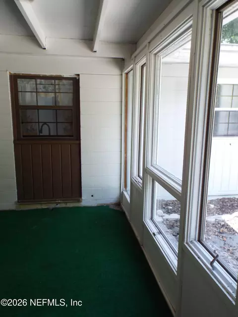 Exterior - 1019 Hillock Dr E, Jacksonville, FL 32221 photo 3 of 8