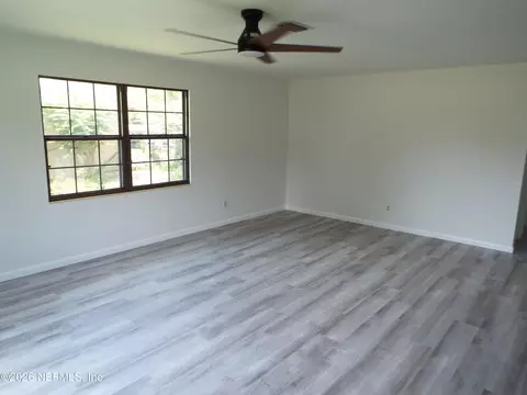 Living - 1019 Hillock Dr E, Jacksonville, FL 32221 photo 1 of 6