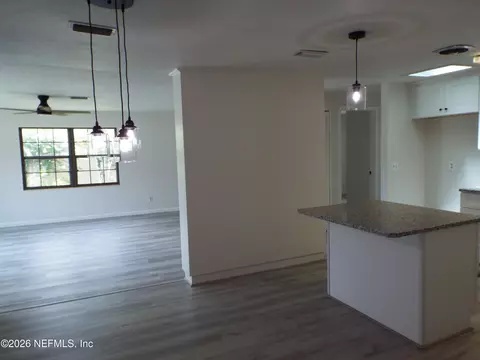 Living - 1019 Hillock Dr E, Jacksonville, FL 32221 photo 3 of 6