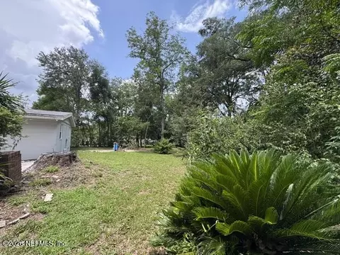 Exterior - 1019 Hillock Dr E, Jacksonville, FL 32221 photo 6 of 8