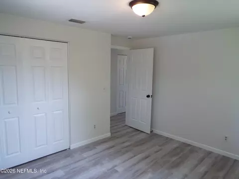 Bedroom - 1019 Hillock Dr E, Jacksonville, FL 32221 photo 2 of 2