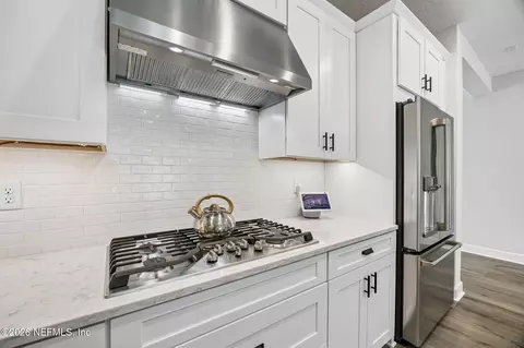 Kitchen - 161 Marquesa Cir, Saint Johns, FL 32259 photo 3 of 3