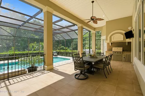 Exterior - 560 Sebastian Sq, Saint Augustine, FL 32095 photo 7 of 14