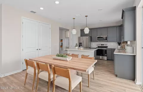 Dining - 239 Westerly Dr, Yulee, FL 32097 photo 1 of 1