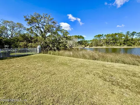 8270 River Edge Pl, Jacksonville, FL 32218
