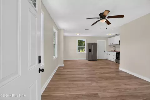 7611 Tarleton Rd, Jacksonville, FL 32208