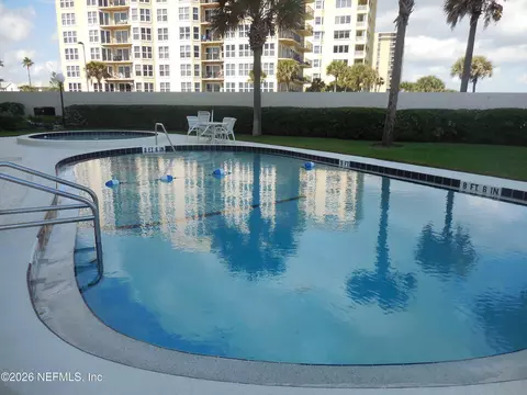 1601 Ocean Dr S #1, Jacksonville Beach, FL 32250