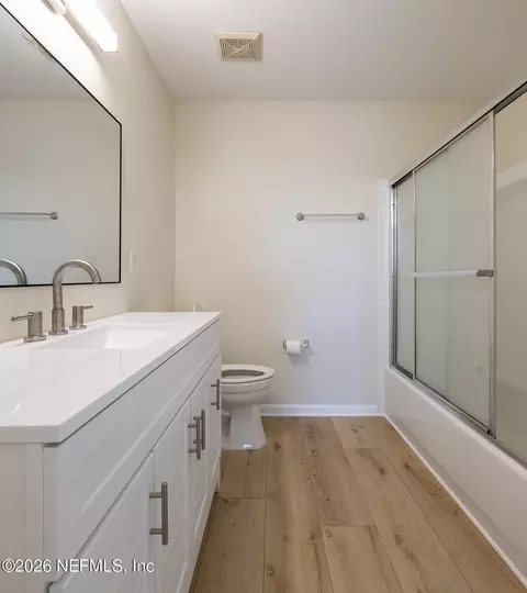 Bath - 210 16th St #G, Saint Augustine, FL 32080 photo 4 of 4