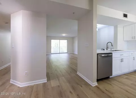 Living - 210 16th St #G, Saint Augustine, FL 32080 photo 3 of 4