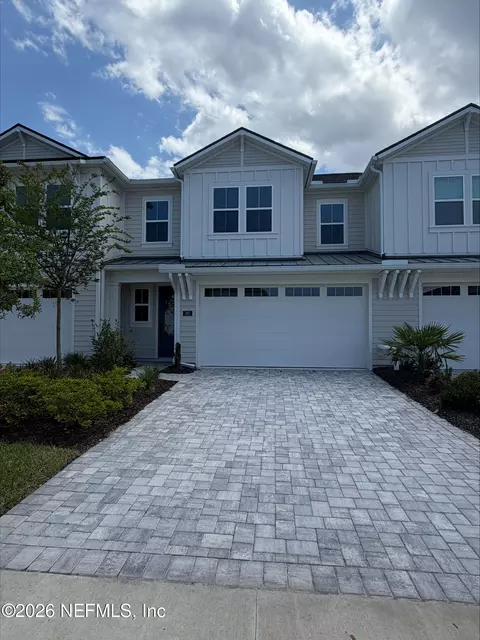 397 Oakmoss Dr, Saint Johns, FL 32259