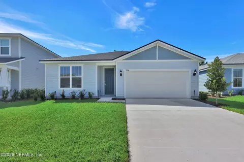 3596 Americana Dr, Green Cove Springs, FL 32043