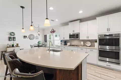 Kitchen - 289 Weathered Edge Dr, Saint Augustine, FL 32092 photo 3 of 6