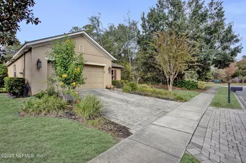 Exterior - 877 Battersea Dr, Saint Augustine, FL 32095 photo 4 of 6