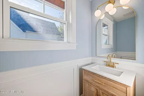 Bath - 142 Washington St, Saint Augustine, FL 32084 photo 6 of 6