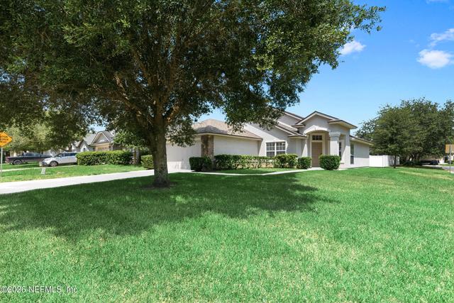 3639 Live Oak Hollow Dr, Orange Park, FL 32065