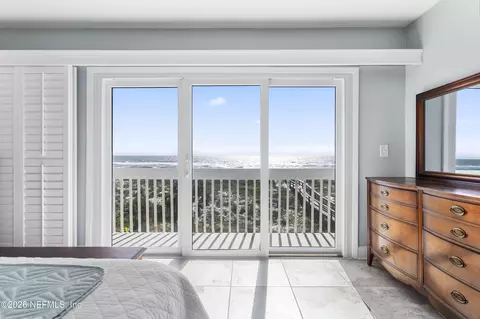 1701 1st St N #B-10, Jacksonville Beach, FL 32250