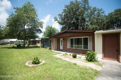 104 Oakdale Dr, Palatka, FL 32177