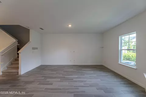Living - 42 Appleton Ct, Saint Augustine, FL 32092 photo 1 of 4