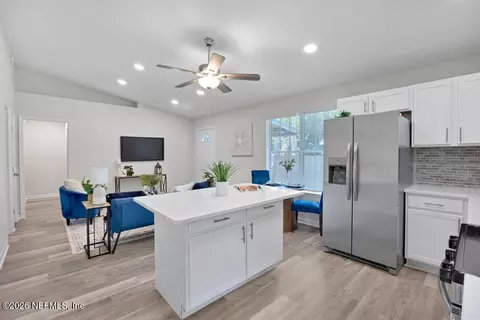 215 Nesmith Ave, Saint Augustine, FL 32084 photo 10