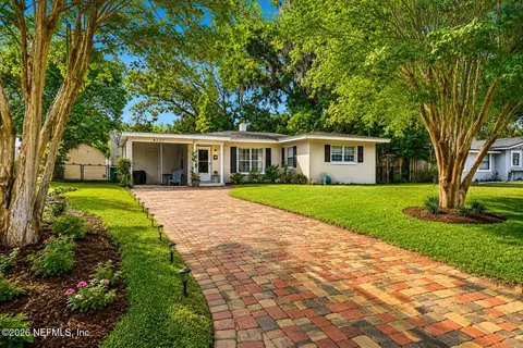 6227 Temple Rd, Jacksonville, FL 32217