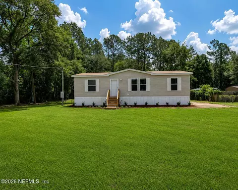 11314 Deerwood Cir, Macclenny, FL 32063