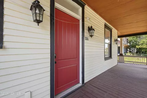 Exterior - 205 E 1st St, Jacksonville, FL 32206 photo 2 of 7