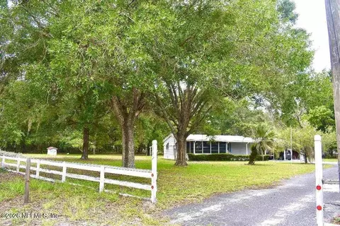 117 Carolyn Ct, Pomona Park, FL 32181