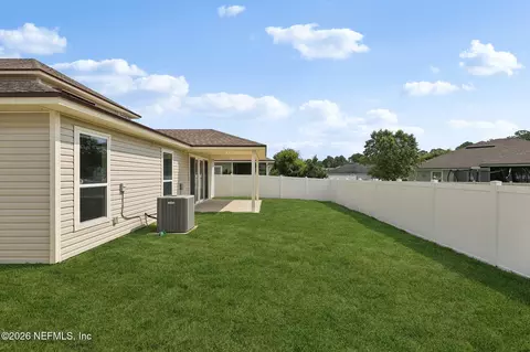 Exterior - 86527 Rest Haven Ct, Yulee, FL 32097 photo 4 of 9