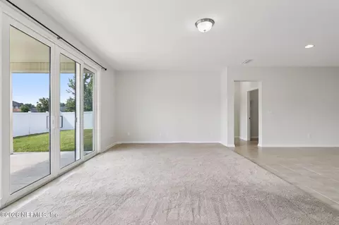 Living - 86527 Rest Haven Ct, Yulee, FL 32097 photo 4 of 8