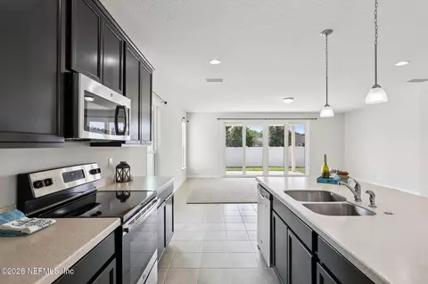 Kitchen - 86527 Rest Haven Ct, Yulee, FL 32097 photo 4 of 4
