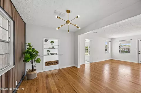 Living - 2436 Ormsby Cir E, Jacksonville, FL 32210 photo 3 of 9