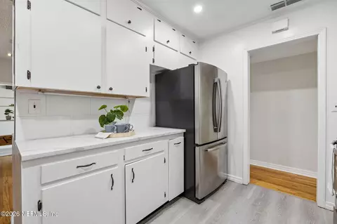 Kitchen - 2436 Ormsby Cir E, Jacksonville, FL 32210 photo 2 of 3