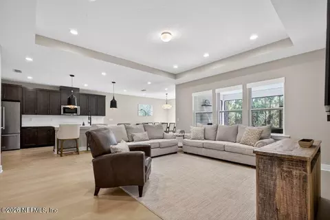 Living - 698 Natureland Cir, Saint Augustine, FL 32092 photo 3 of 4
