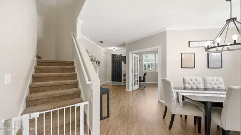 Entry Way - 448 Bostwick Cir, Saint Augustine, FL 32092 photo 6 of 9