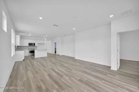 Living - 320 Ecliptic Loop, Yulee, FL 32097 photo 7 of 8