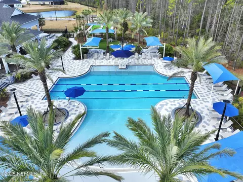 Exterior - 320 Ecliptic Loop, Yulee, FL 32097 photo 6 of 6