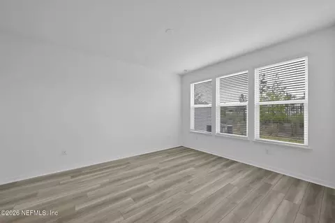 Living - 320 Ecliptic Loop, Yulee, FL 32097 photo 8 of 8