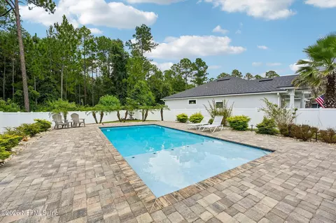 Exterior - 96069 Breezeway Ct, Yulee, FL 32097 photo 5 of 8