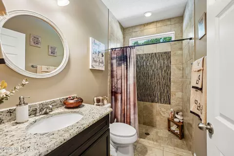 Bath - 96069 Breezeway Ct, Yulee, FL 32097 photo 4 of 4