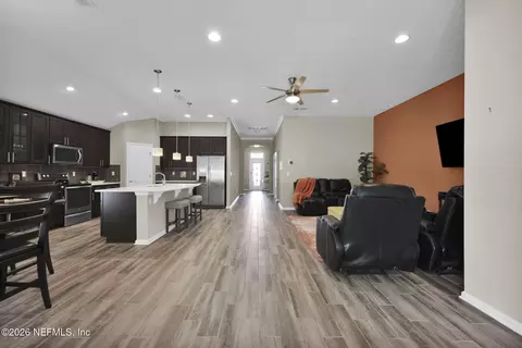 Entry Way - 6341 Rolling Tree St, Jacksonville, FL 32222 photo 2 of 2