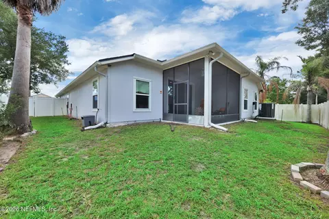 Exterior - 6341 Rolling Tree St, Jacksonville, FL 32222 photo 5 of 8