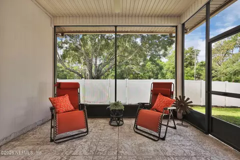Exterior - 6341 Rolling Tree St, Jacksonville, FL 32222 photo 2 of 8