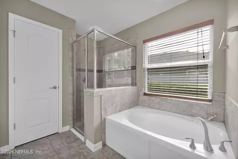 Bath - 6341 Rolling Tree St, Jacksonville, FL 32222 photo 1 of 2