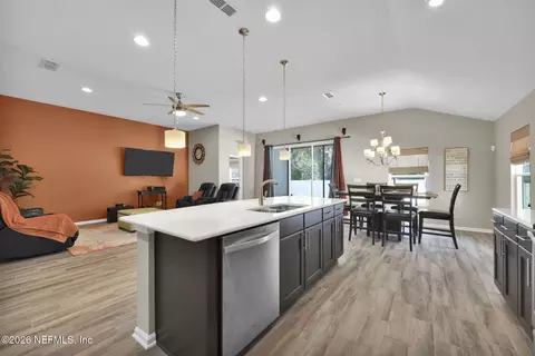 Kitchen - 6341 Rolling Tree St, Jacksonville, FL 32222 photo 6 of 6