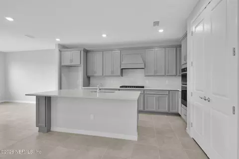 Kitchen - 368 Pine Lilly Loop, Yulee, FL 32097 photo 2 of 2