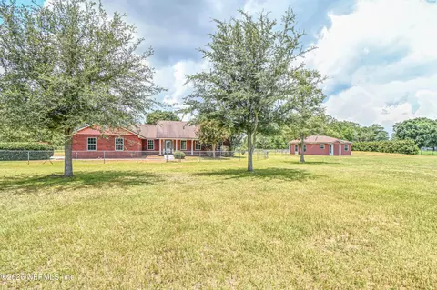 18100 Crews Rd, Glen Saint Mary, FL 32040