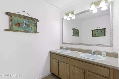 Bath - 5961 A1a S, Saint Augustine, FL 32080 photo 2 of 9